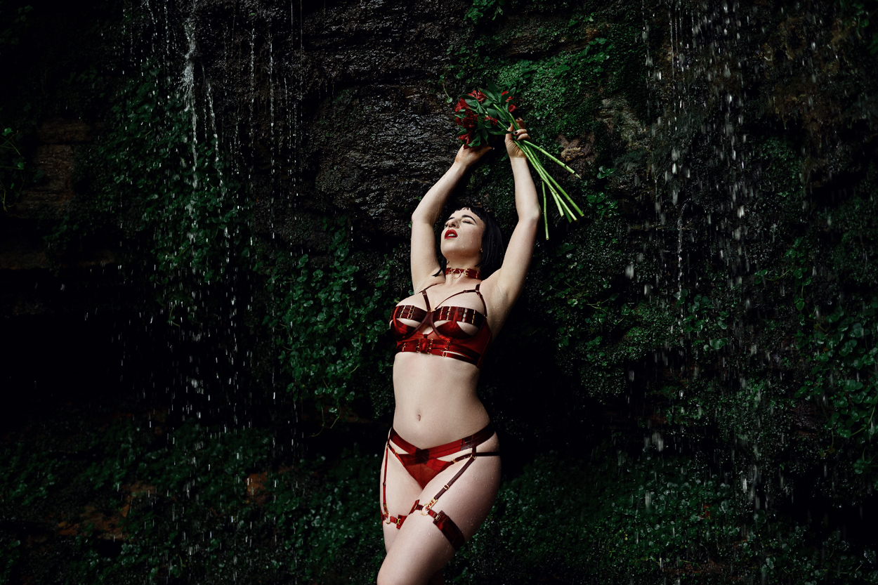 elettra arazatah in red atelier bordelle lingerie